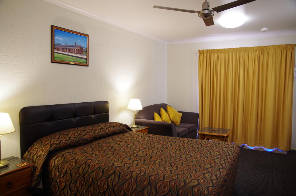 Stannum Lodge Motor Inn Stanthorpe Szoba fotó
